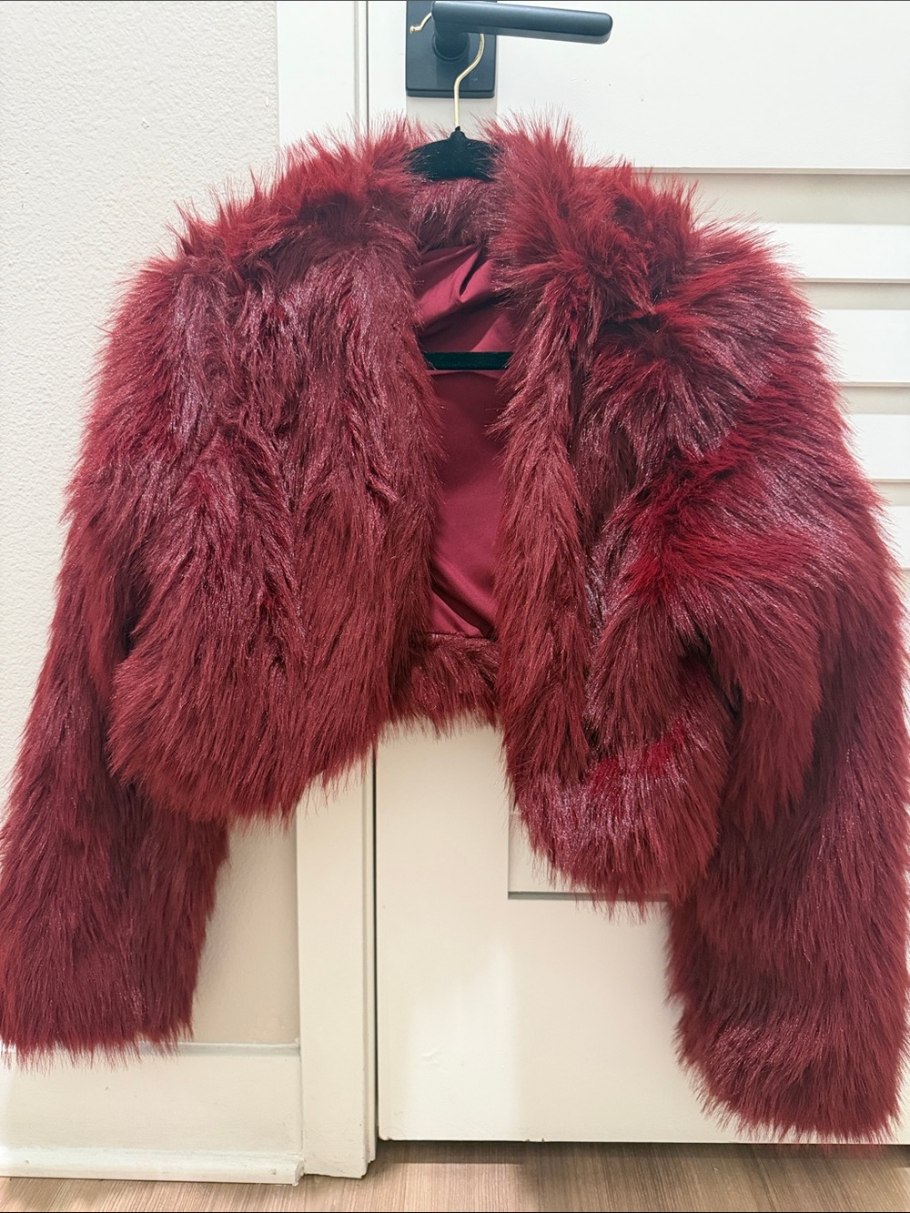 SHEIN Deep Burgundy Faux Fur Cropped Coat